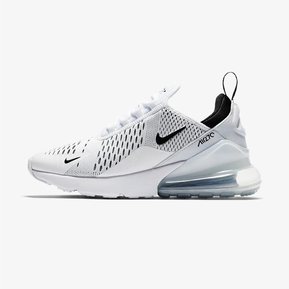 Woman’s Nike Air Max 270